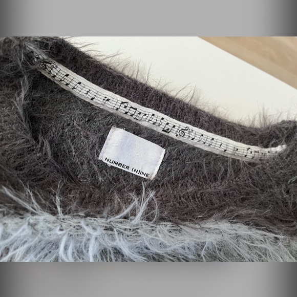 Number (N)ine - Picture 2 of 5